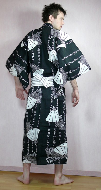 японское мужское кимоно юката и пояс оби