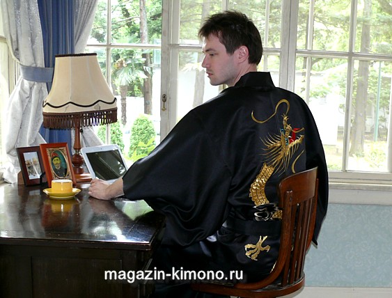 мужские кимоно и халаты в японском стиле