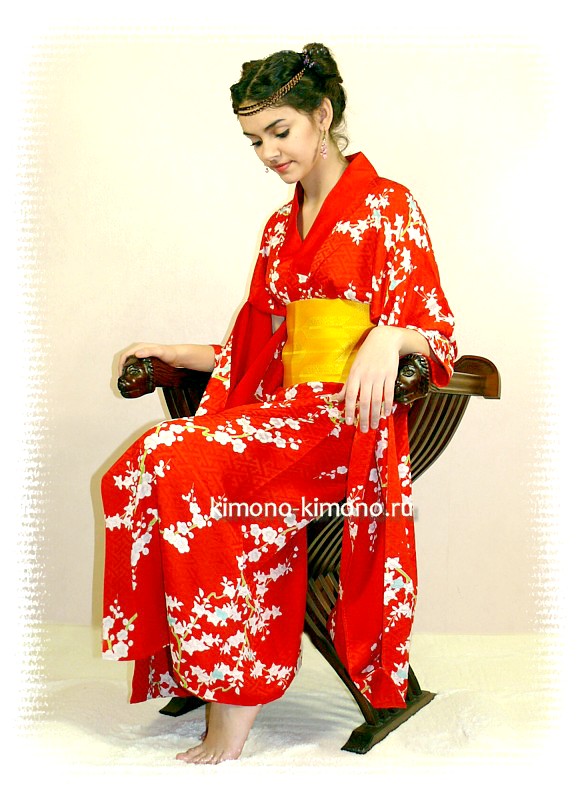 винтаж для дома японское антикварное  шелковое кимоно