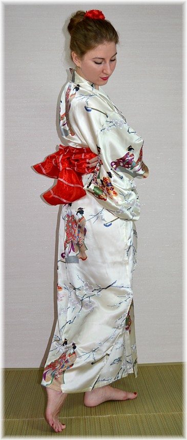 японское шелковое кимоно - стильная одежда для дома