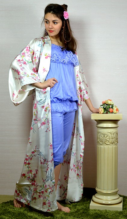 шелковый женский халат-кимоно, сделано в Японии