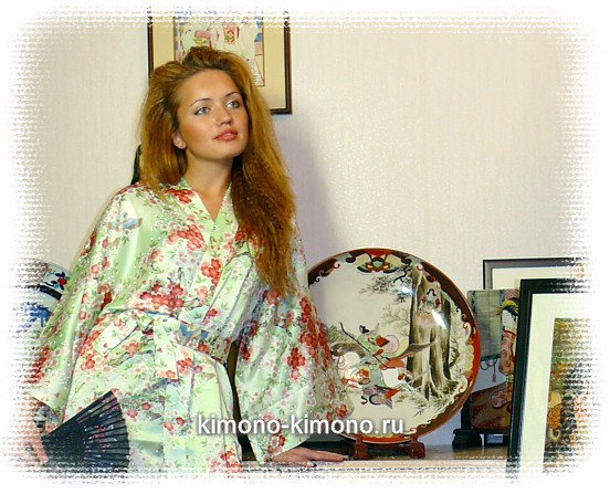 шелковый халат-кимоно
