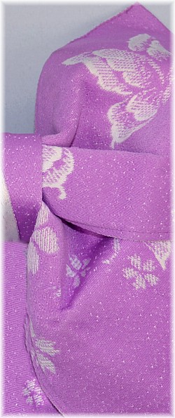 деталь рисунка на японском поясе оби